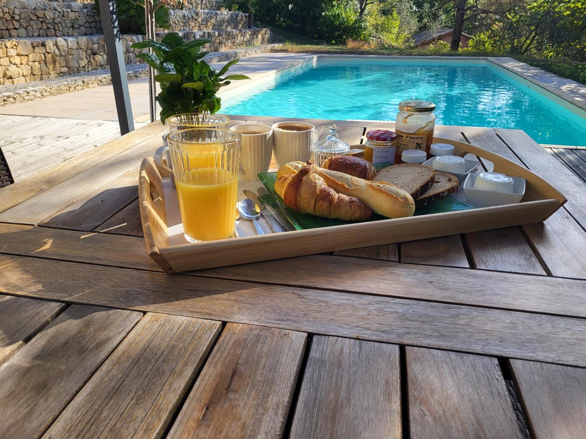 Bed and Breakfast Lou Mas Del Ranc Roquesteron Zewnętrze zdjęcie